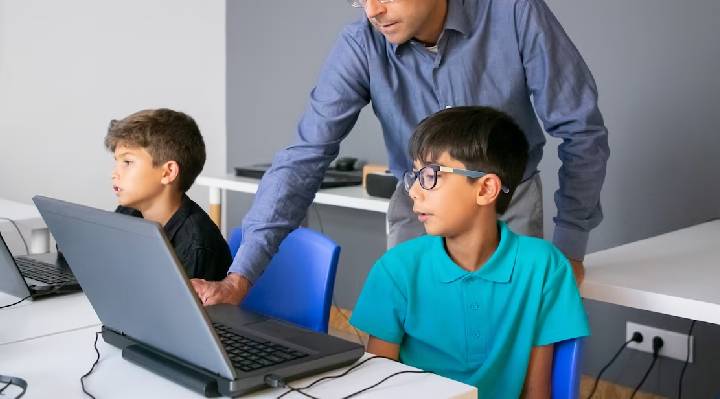 How does Computer help in the education process?
