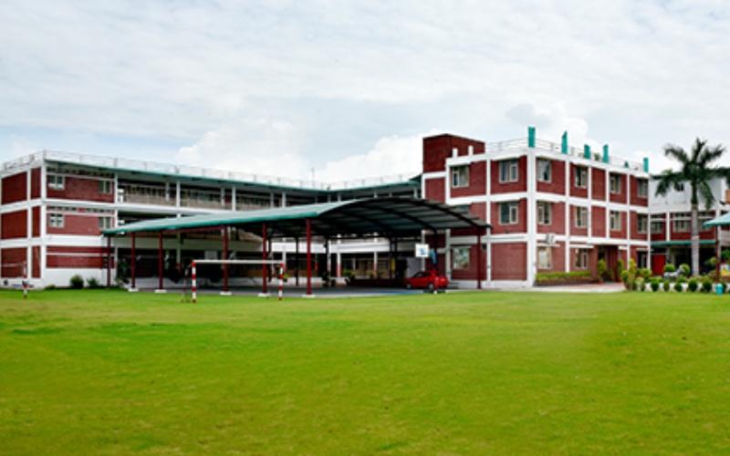 Universal Academy Dehradun