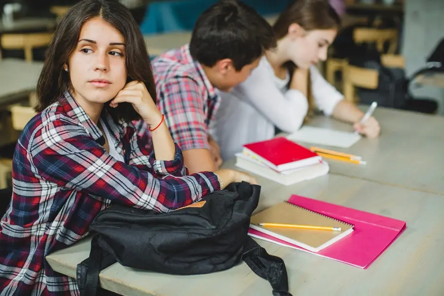Common Challenges Students Face at Boarding Schools and How to Solve Them