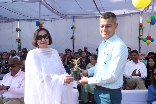 Chief Guest at event