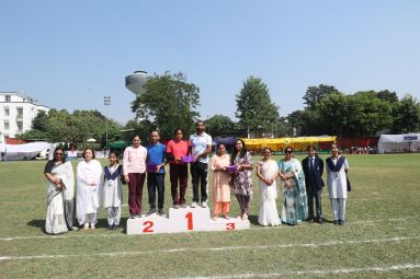 Students winning medals