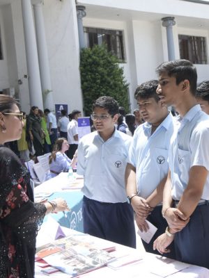 Teacher Talking To Students